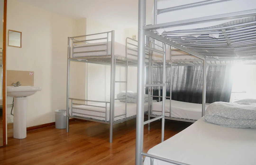 Kensal Green Backpackers-1